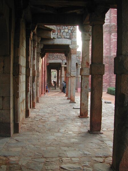 File:Qutb Minar4.jpg