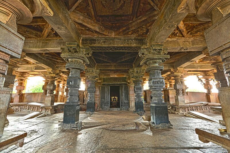 File:(Ramappa) Temple2.jpg