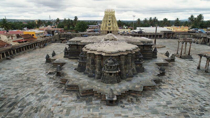 File:Hoysalas3.jpg